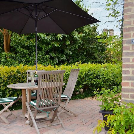 Petit Knowle Villa Cuckfield Buitenkant foto
