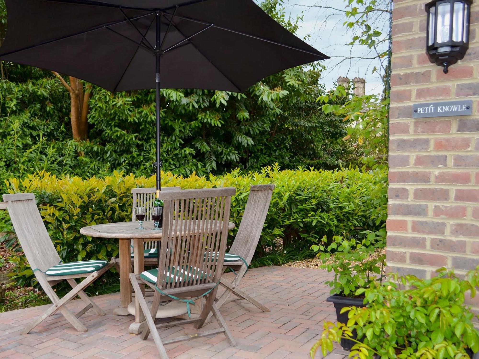 Petit Knowle Villa Cuckfield Buitenkant foto